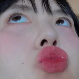 Meet your Posher, Carolyn